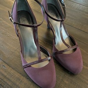 NEW Lifestride T-strap burgundy heels 9W